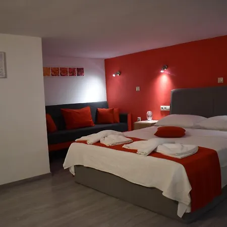 Rodoula Luxury αpartment 2 アパートホテル ハニア